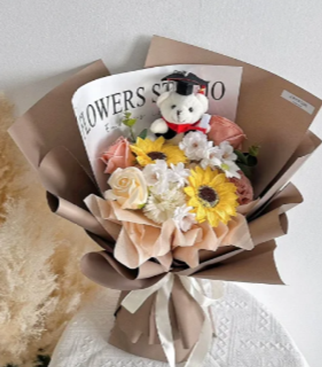 Graduation Bouquet 11
