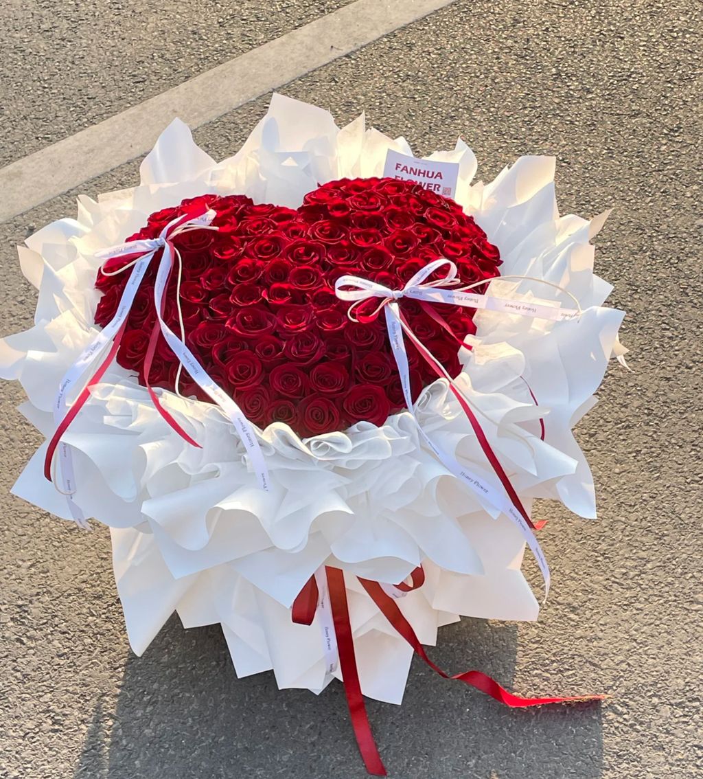 99 Hearted Rose Bouquet