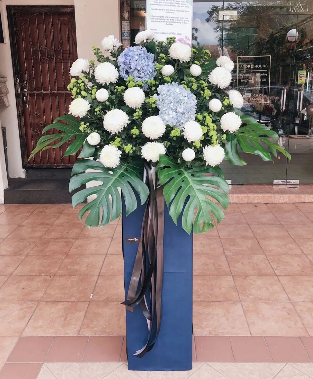 Condolence Flower 194
