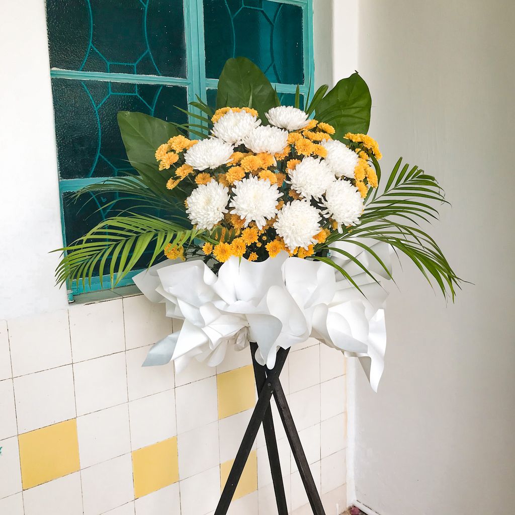 Condolence Flower Stand 186
