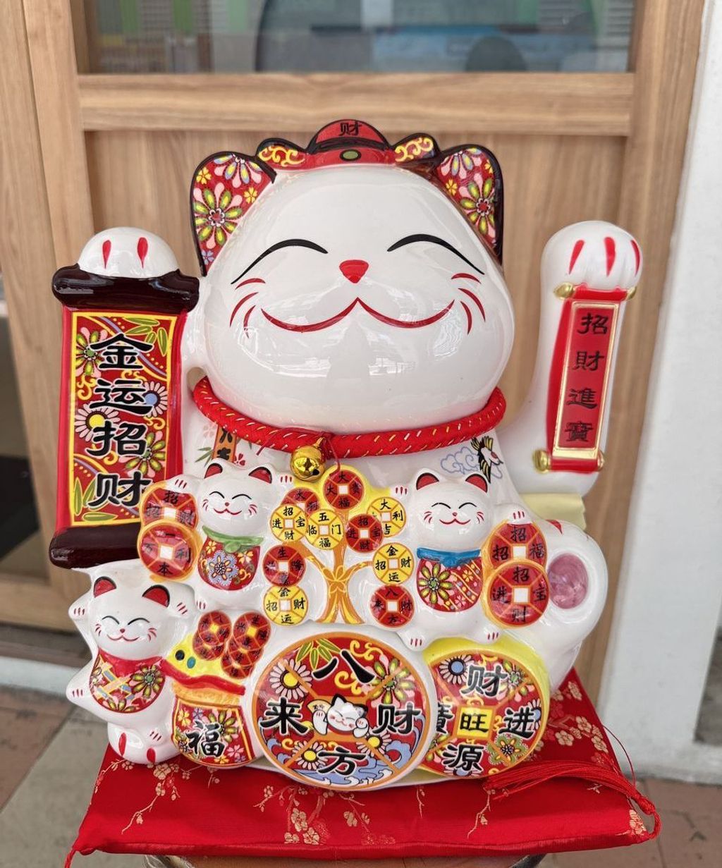 Lucky Cat 11